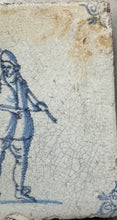 Load image into Gallery viewer, T73)17 th century tile with fisherman and fish
