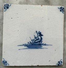 Afbeelding in Gallery-weergave laden, T 60 Delft 18 th century tile sledge on ice
