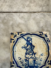 Load image into Gallery viewer, T13) 17 th century delft tile with soldier
