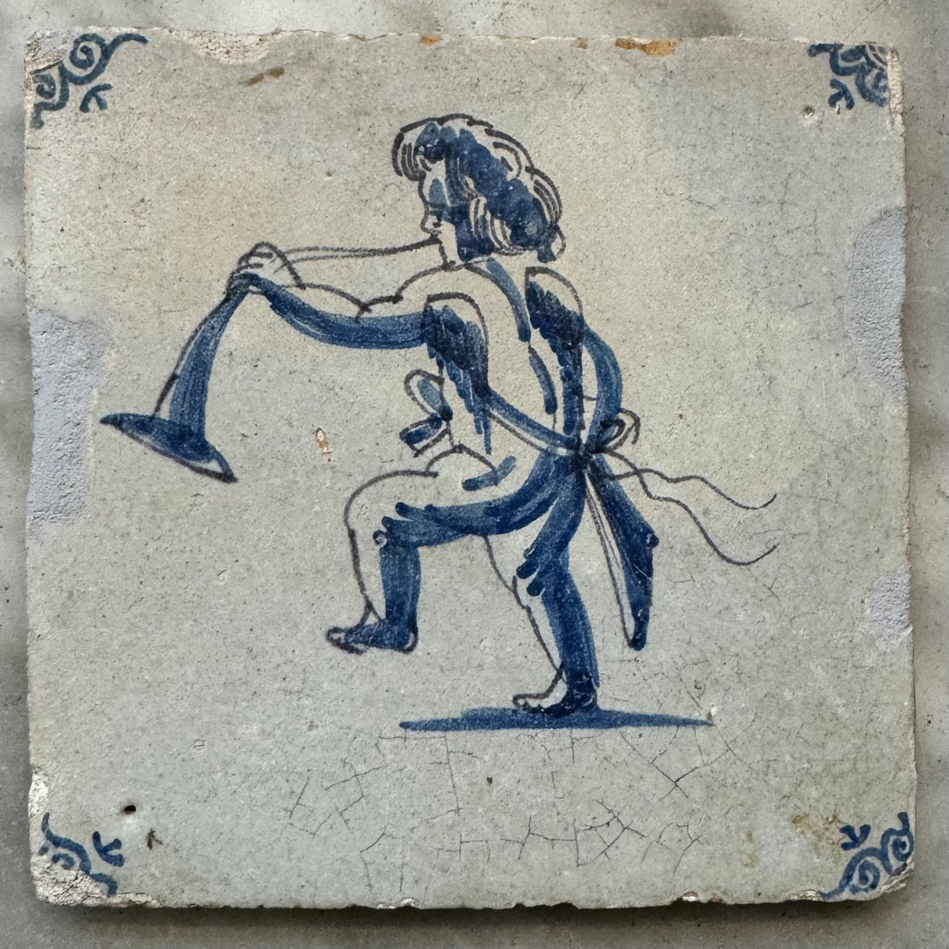 T63 angel ,amor, putti, tile 17 th century