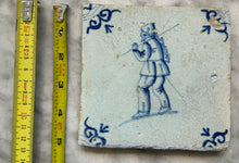 Load image into Gallery viewer, T70)delft tile with hunter, 17 th century
