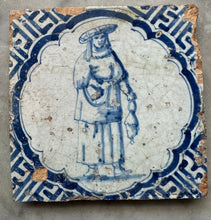 Load image into Gallery viewer, T90)17 th century delft handpainted Dutch tile with woman
