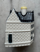 Load image into Gallery viewer, KLM house 105, the 3 canals , Amsterdam
