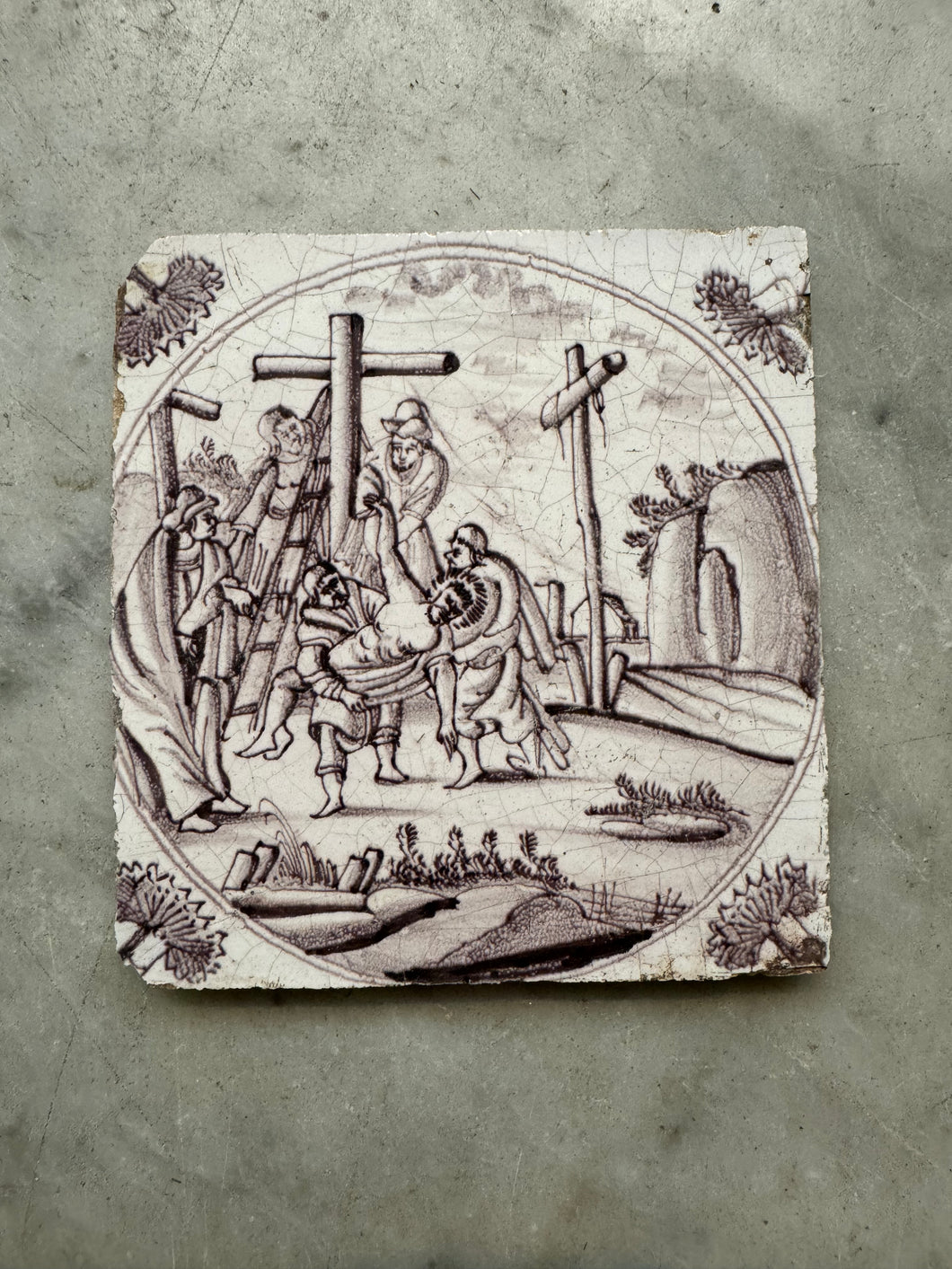 T1)18 th century biblical delft tile