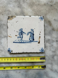 T49)18th century delft tile withchildren playing