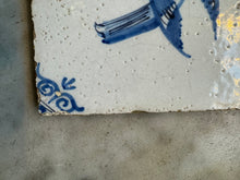 Load image into Gallery viewer, T8)Dutch 17 th century tile with bird
