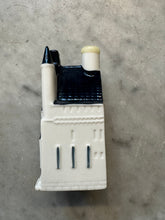 Afbeelding in Gallery-weergave laden, Klm house 101
