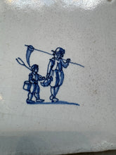 Load image into Gallery viewer, T155)17 th century tile with farmers
