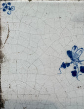 Load image into Gallery viewer, T92)17 th century delft tile with butterfly
