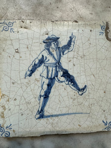 T54)delft tile with dancing man