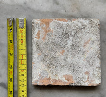 Load image into Gallery viewer, T90)17 th century delft handpainted Dutch tile with woman
