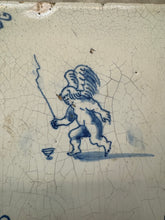 Afbeelding in Gallery-weergave laden, T23)delft tile with angel
