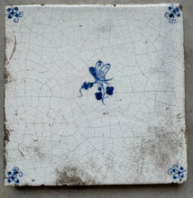 Load image into Gallery viewer, T92)17 th century delft tile with butterfly
