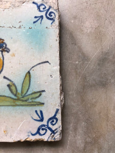 Delft handpainted dutch tile with chicken 1650