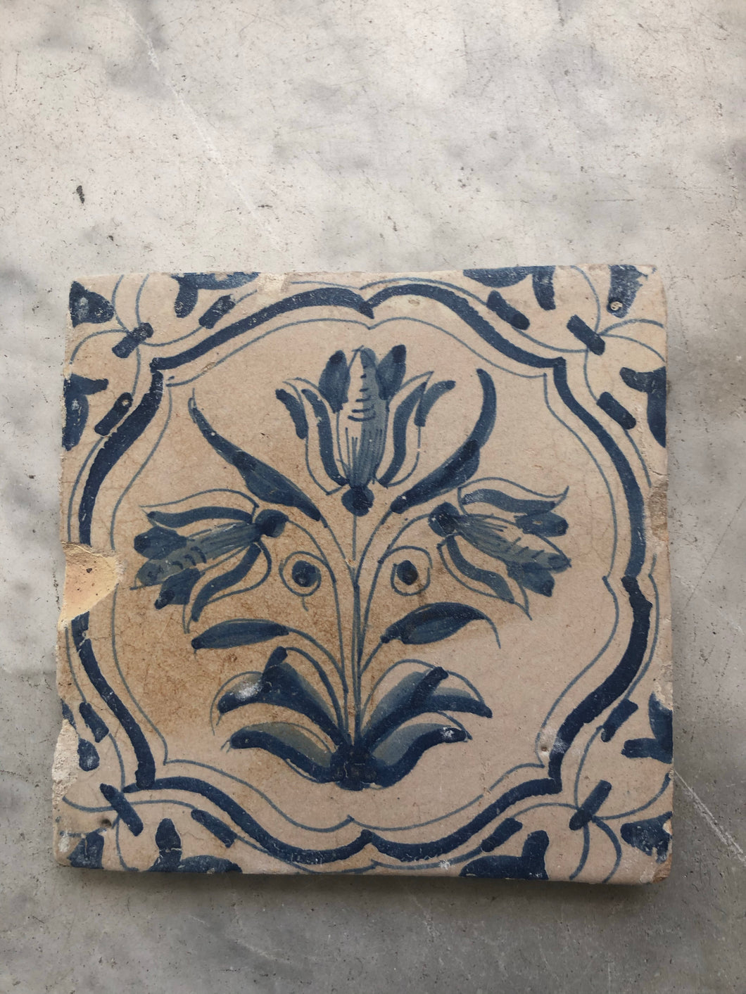 17 th century delft handpainted dutch tile flower vase