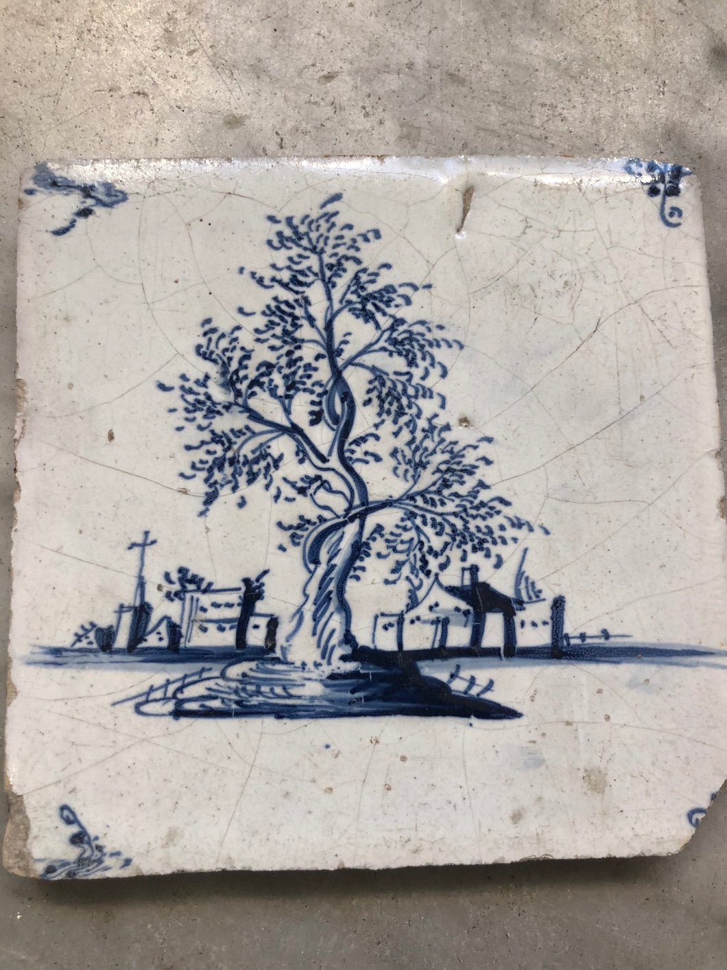 Nice delft tile with tree around 1730