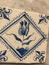 Load image into Gallery viewer, 17 th century delft tile with tulip
