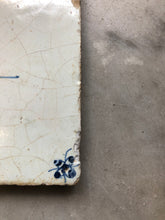 Load image into Gallery viewer, 17 th century delft handpainted dutch tile couple
