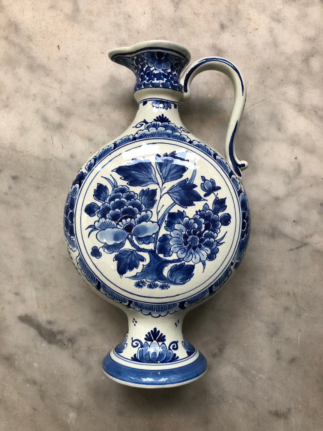 Royal Delft handpainted dutch vase with handle