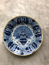 Load image into Gallery viewer, Delft 18 th century delft plate

