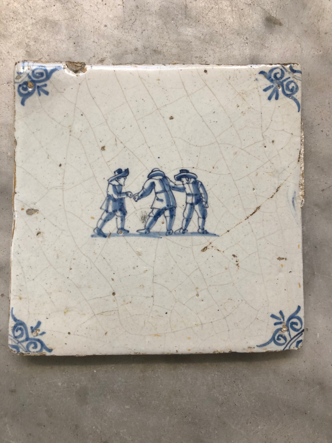 Very rare 17 th century delft tile 3 children playing