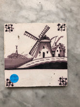 Afbeelding in Gallery-weergave laden, Handpainted dutch delft tile with windmill
