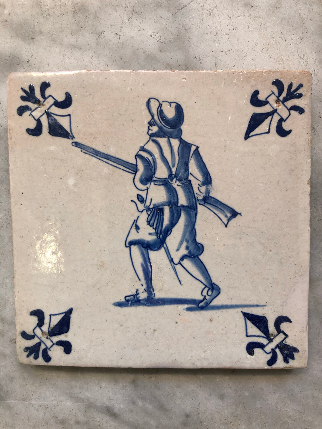 Delft handpainted dutch tile soldier